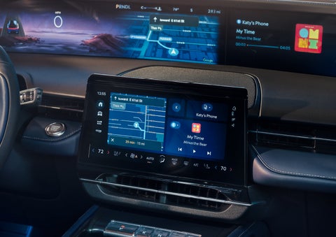 Driving directions are shown on the center touchscreen. | Uptown Lincoln in Wauwatosa WI