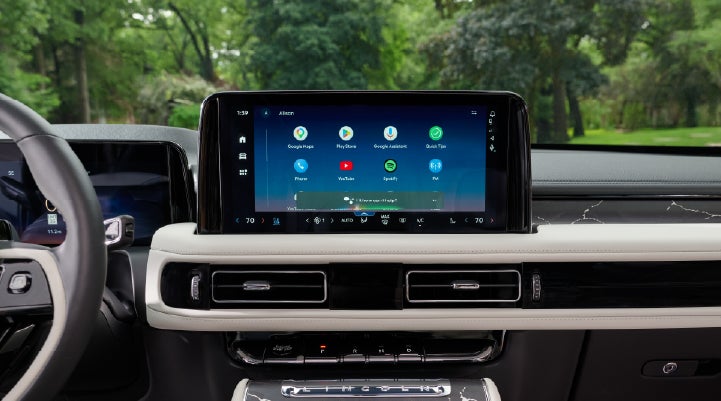 The center touchscreen inside a 2027 Lincoln Aviator® Black Label™ SUV | Uptown Lincoln in Wauwatosa WI